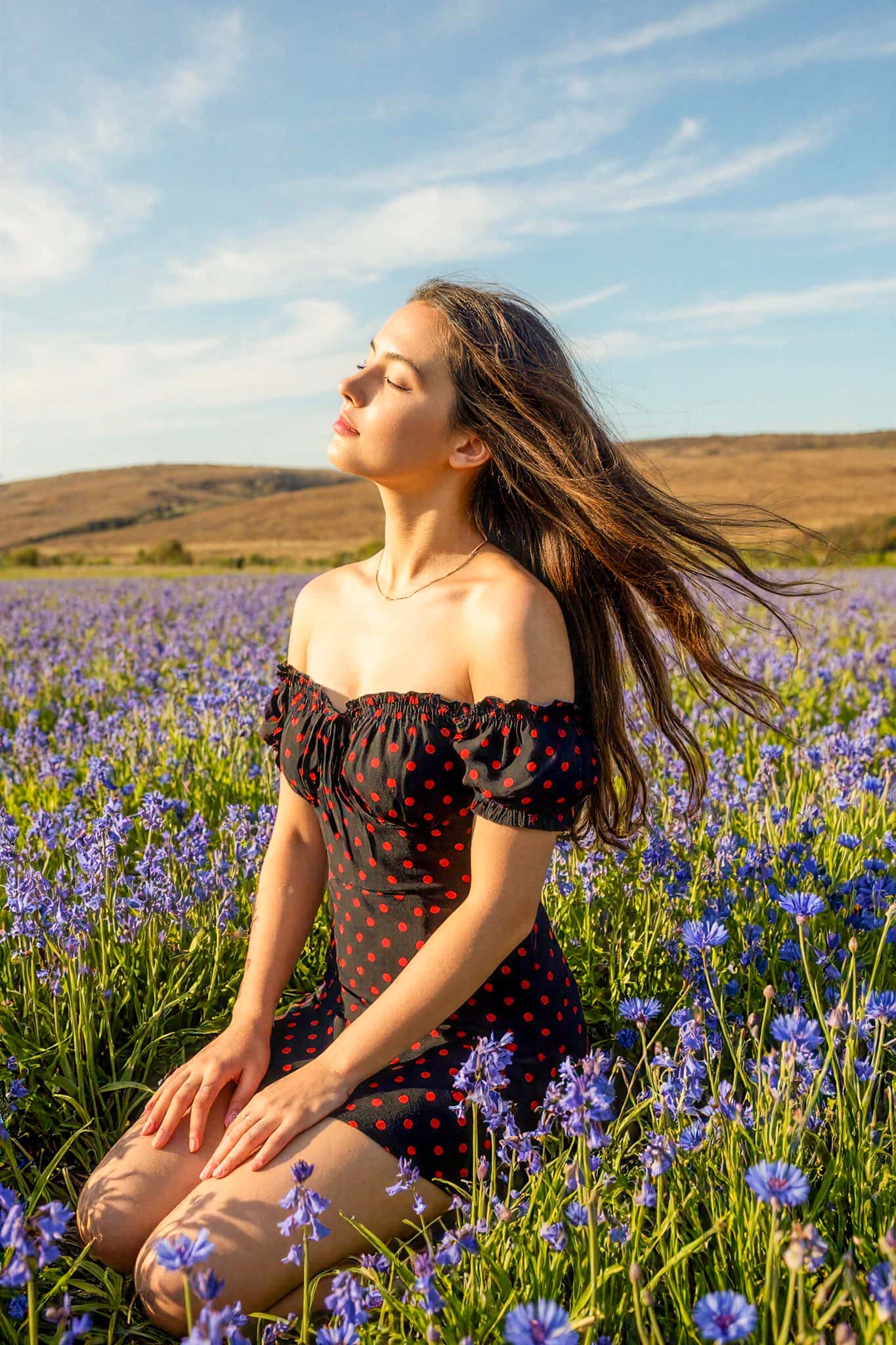 Gemini AI photo prompts preview — Young Woman Kneeling in a Field