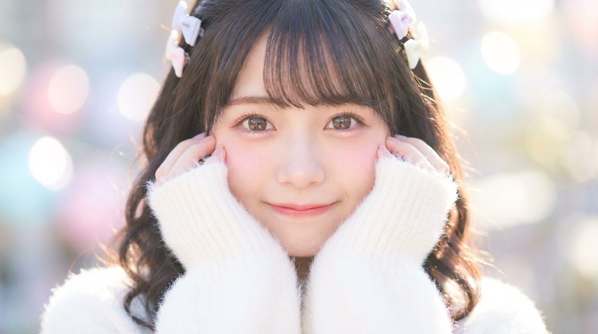 Preview of Cute Idol Close-Up Portrait